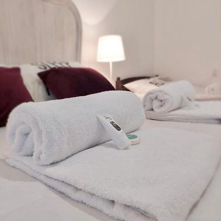 Pod Roza Economy Bed & Breakfast Leba Ngoại thất bức ảnh