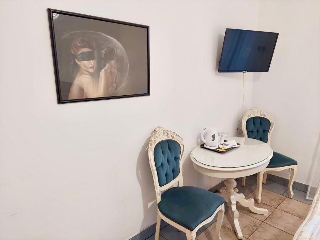 Pod Roza Economy Bed & Breakfast Leba Ngoại thất bức ảnh